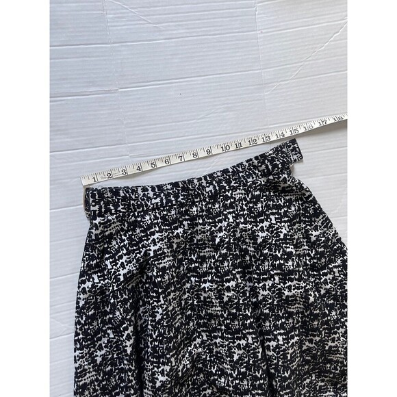 H&M Black & White Skirt Size 8 - Picture 7 of 8